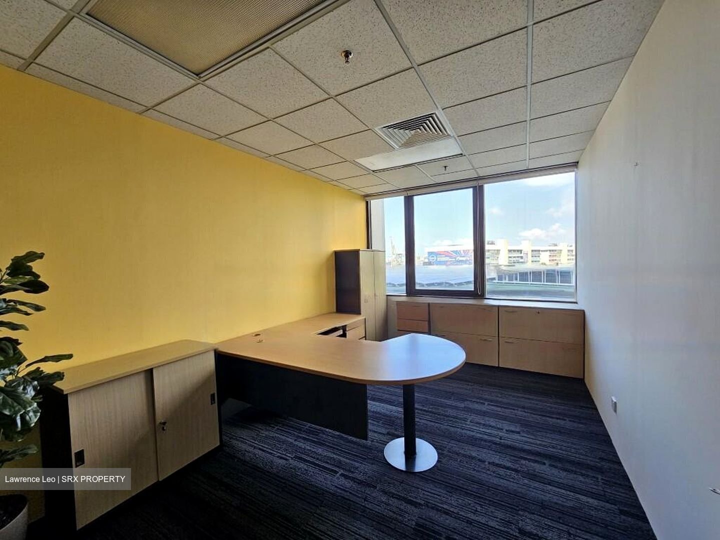 Southpoint (D2), Office #457558071